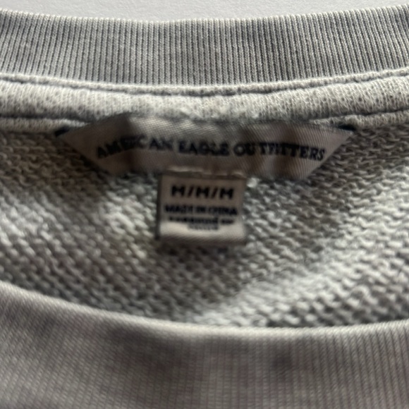 American Eagle faded grey pullover sweatshirt size medium - Picture 3 of 7
